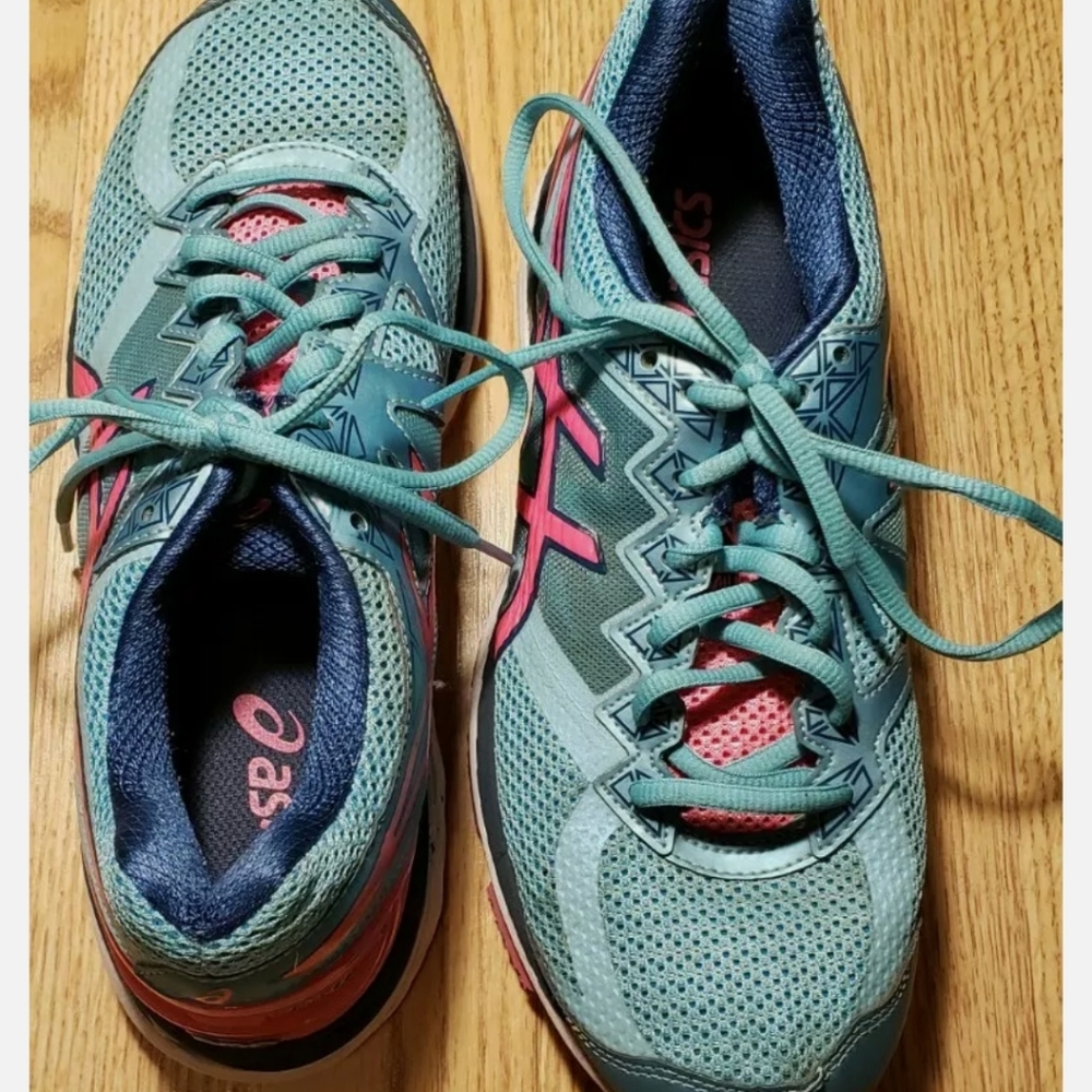 Asics GT-2000 Women's Running Shoes Size 10
